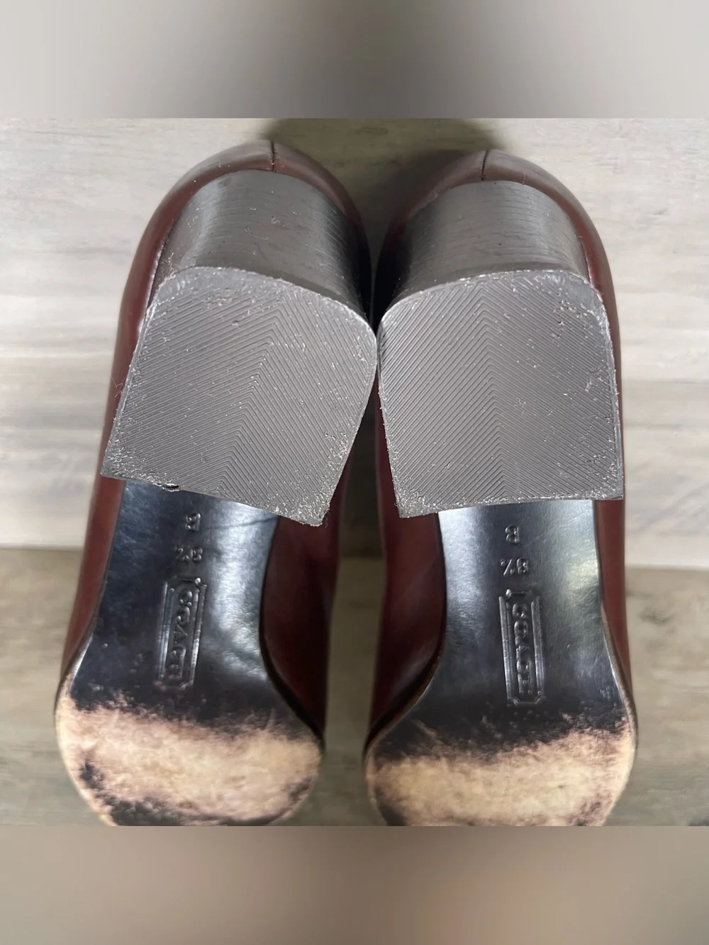 Coach‎ Womens 8.5 Brown Leather City Mid Heel Pump W/ Box Vintage Professional